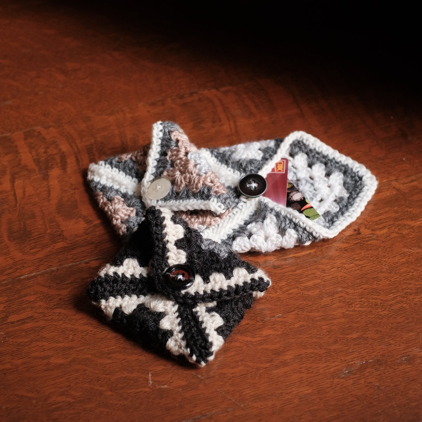 Crocheted card holder